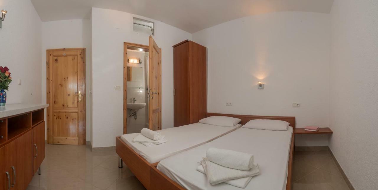 Apartment Kristina Dujmovic Baska Voda Exterior photo