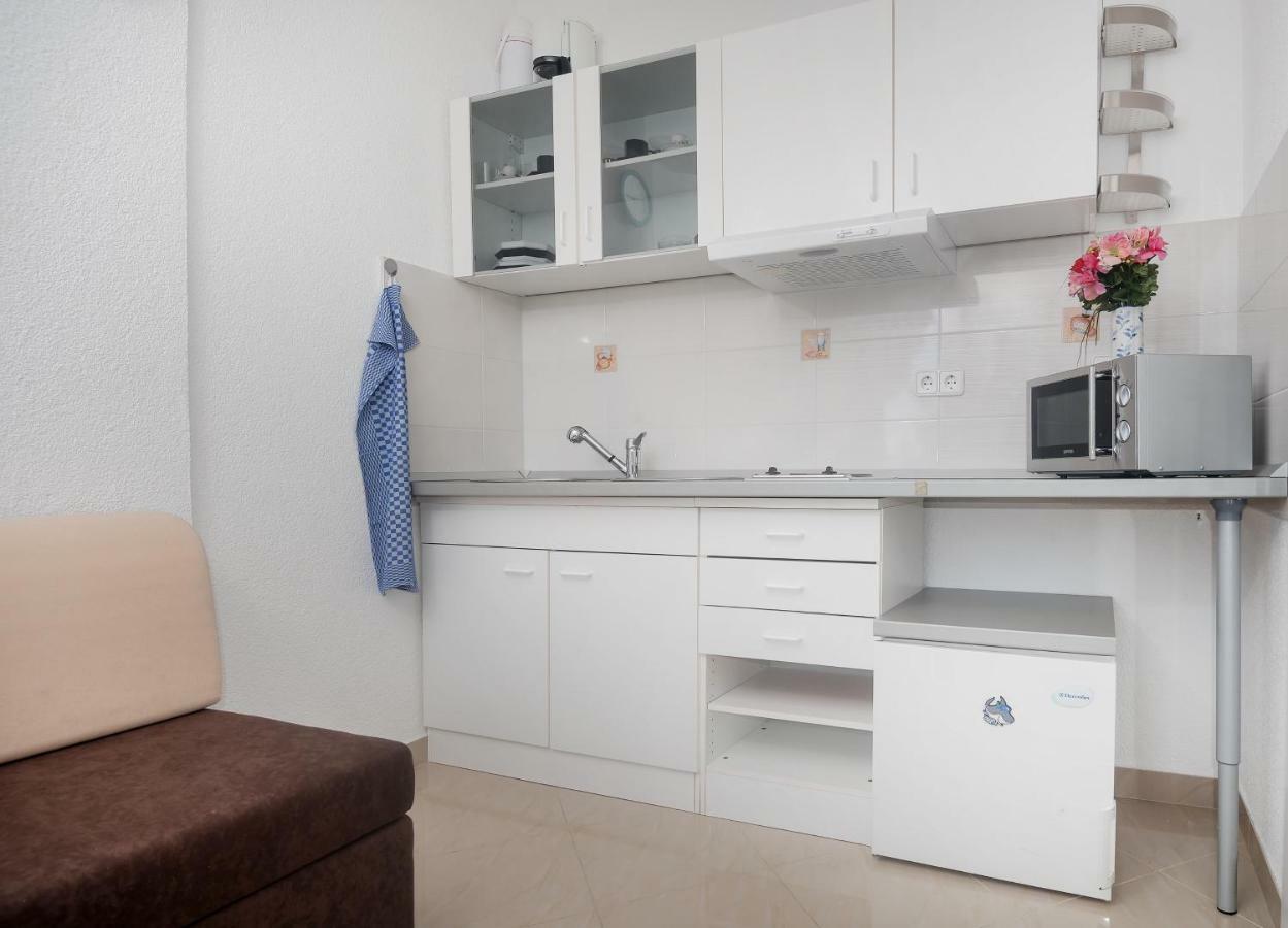 Apartment Kristina Dujmovic Baska Voda Exterior photo